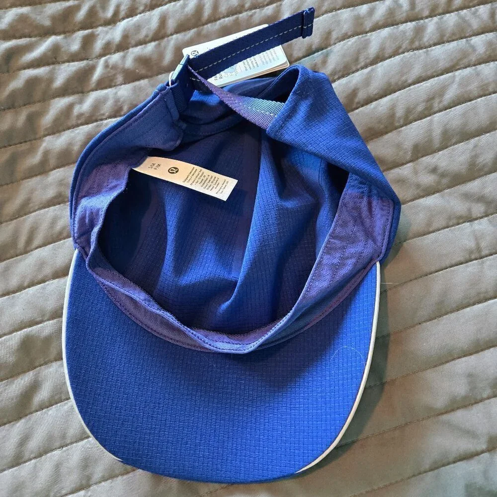 NWT Lululemon Fast and Free Running Hat WovenAir - S/M Larkspar